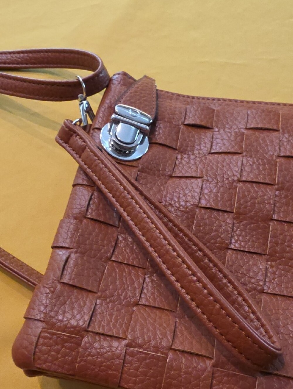 Like New K. Carroll Nancy 3-in-1 Woven Crossbody Clutch Bag – Cognac